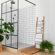 Shower panels and sets